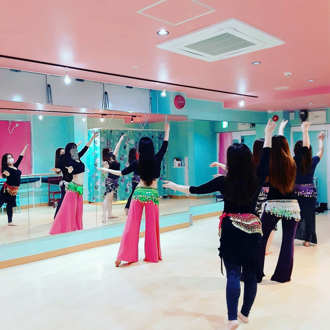 【ダンス教室】この春はベリーダンスで女子力アップ「Studio Vita」