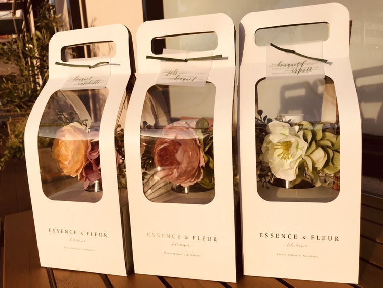 【雑貨店ハウズスタッフ一押しアイテム】まるでお花を飾るように香りを楽しめる♪♪ディフューザセット！！