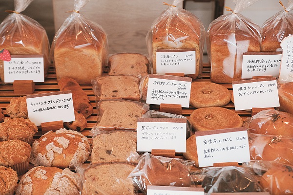 【福岡パン】今しか食べられない「いちご食パン」販売中！『コウブツ』