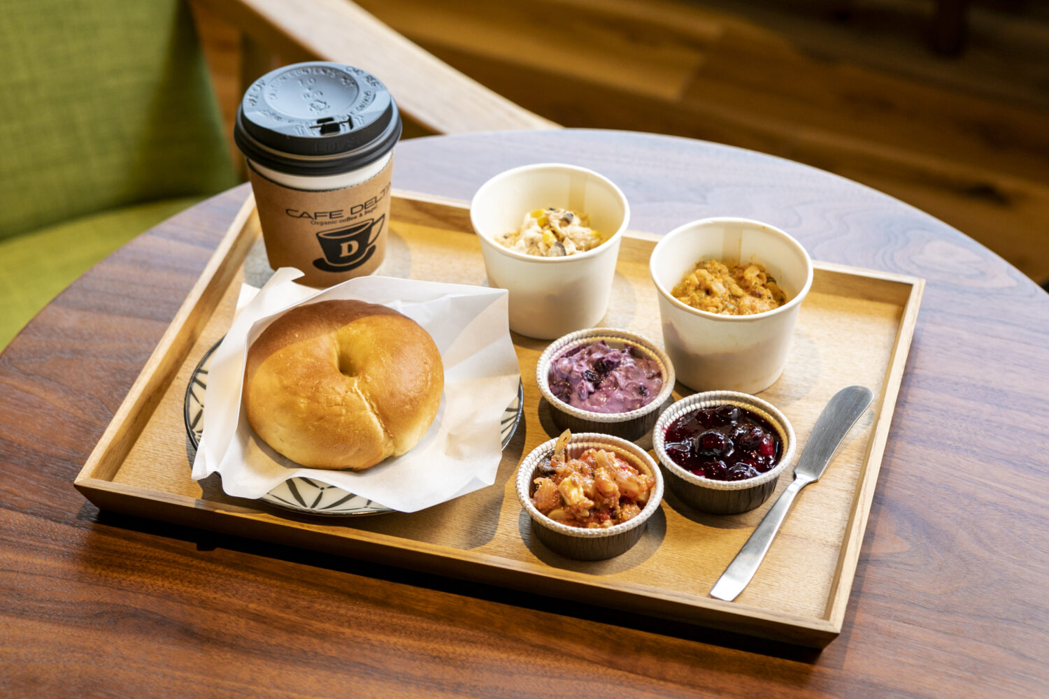 『CAFE DELTA（カフェデルタ）』オーガニックコーヒーと自家製ベーグルでほっと一息【カフェ巡りしてみよう】