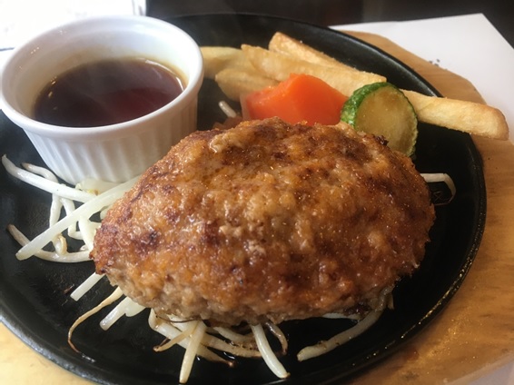 『ぎゅう丸嬉野本店』（佐賀県嬉野市）で激うまハンバーグ食べてきた！