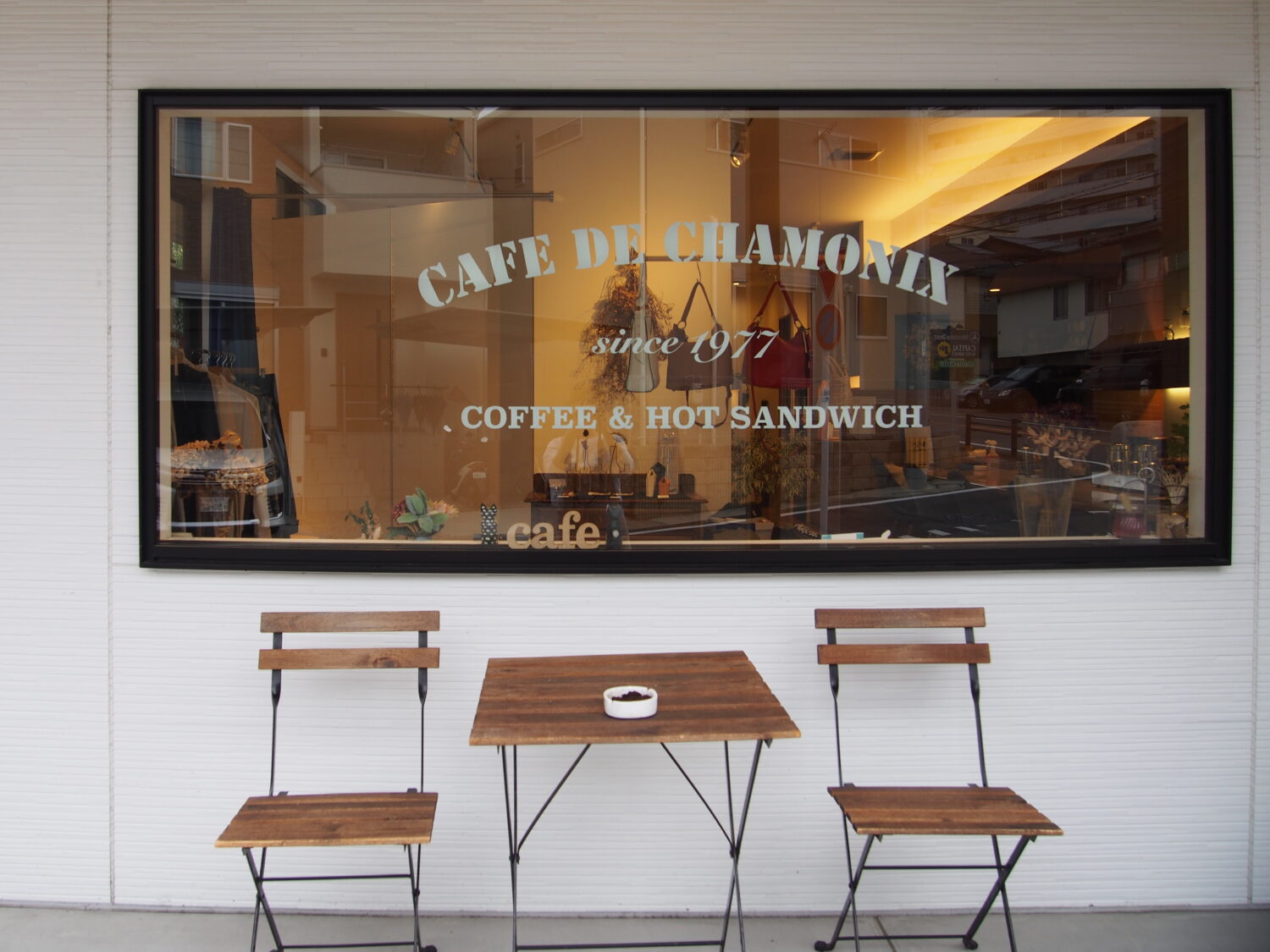『カフェドシャモニ』（福岡市南区）創業44年のカフェ+ライフスタイルショップ