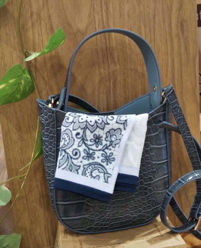 【雑貨店ハウズスタッフ一押しアイテム】smirnasliのバッグ♪