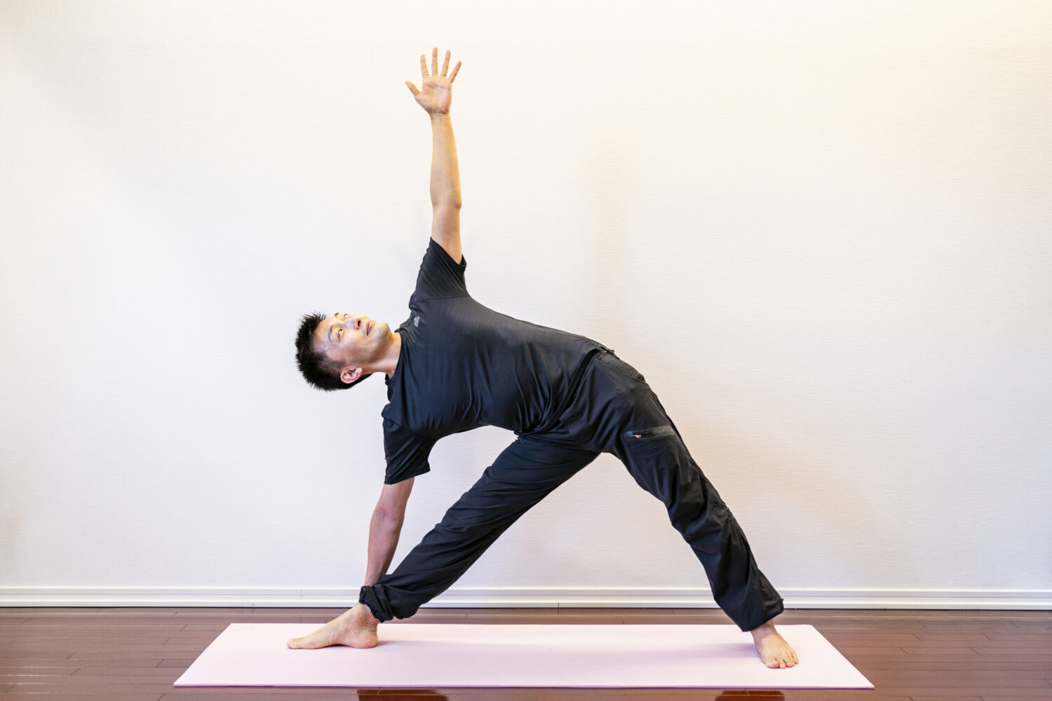 【YogaDeva】（大野城市）ヨガで健やかな身体づくり！少人数制だから初心者も安心のヨガスタジオ
