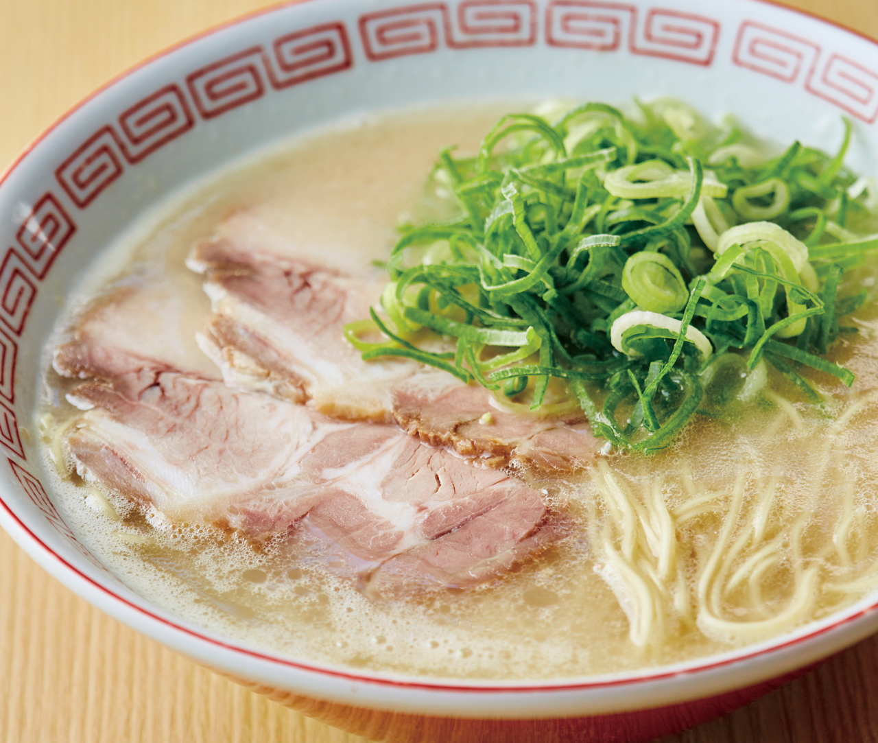 【福岡麺本2021】名実ともにナンバーワン！長浜の“正統進化”を体感せよ『長浜ナンバーワン　祇園店』