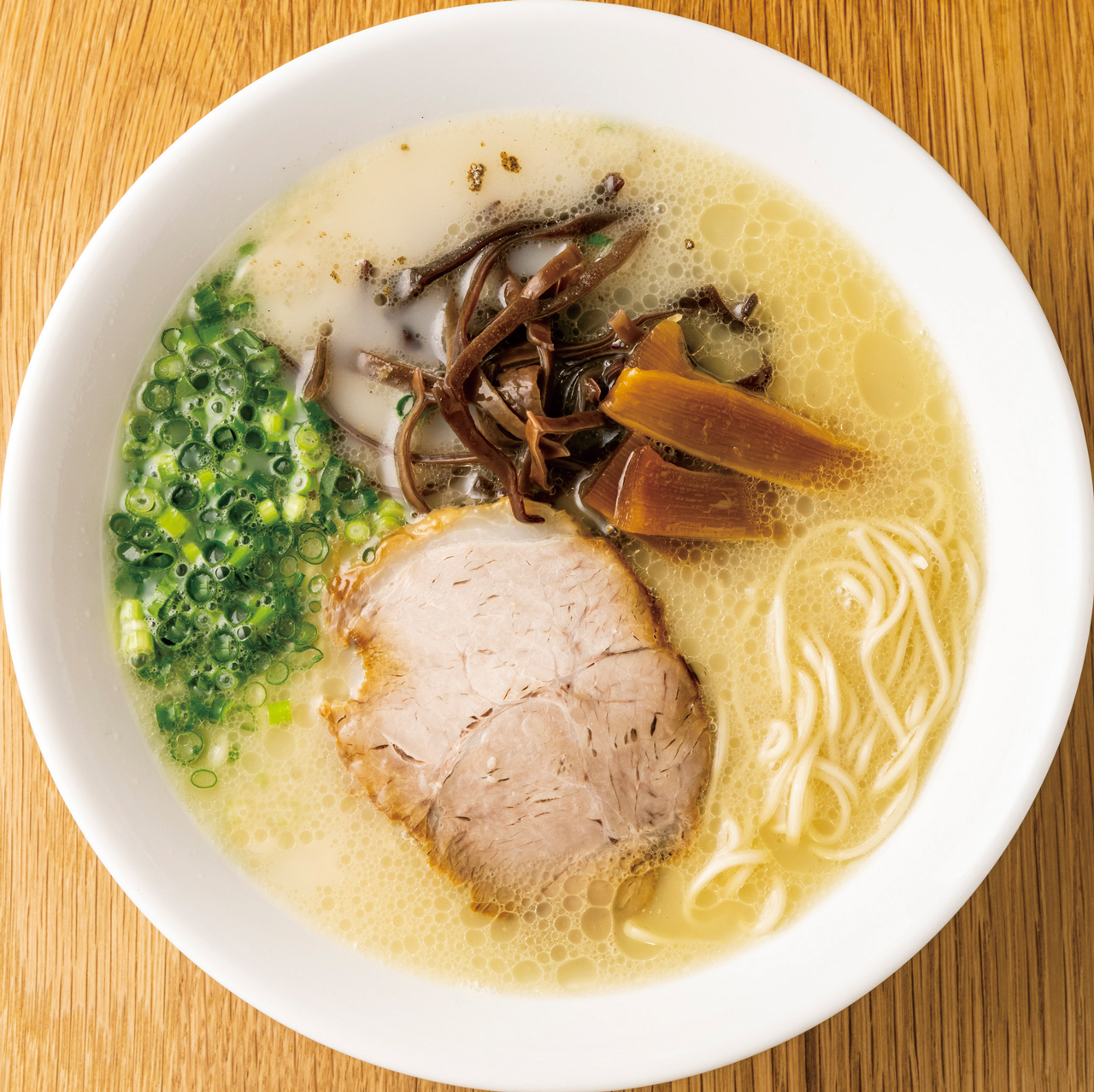 【福岡麺本2021】　どこか懐かしさを覚える優しい味　ルーツは長崎県・大島　『大島ラーメン　あづまや』
