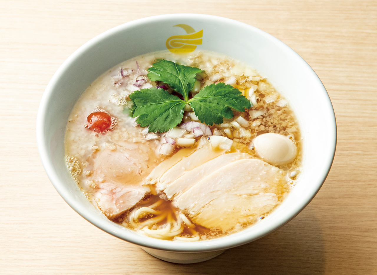 【福岡麺本2021】研究熱心な店主が創る、芸術的な一杯。『中華そば月光軒（むんらいけん）』