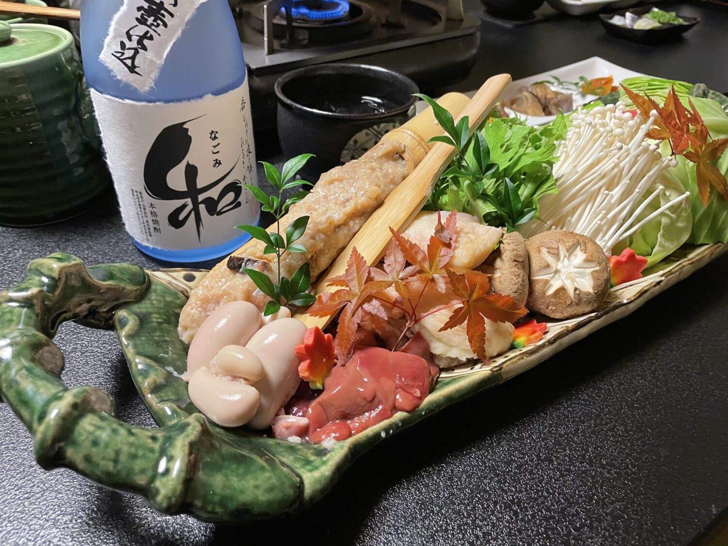 球磨焼酎が飲めるお店（福岡市）熊本の幻の地鶏を地酒とともに贅沢堪能「旬の美味　味楽や」