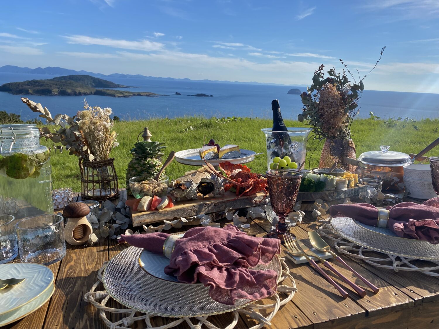 【Go to GOTO！】（小値賀島編）～Ojika Island Luxury Picnic～心も身体も喜ぶお料理を、幻想的な景色の中で