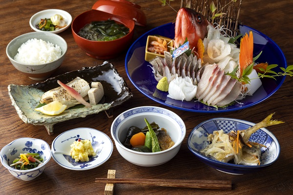 【Go to GOTO！】（小値賀島編）～古民家レストラン藤松～築160年のお屋敷でいただく、島の恵みと創作料理