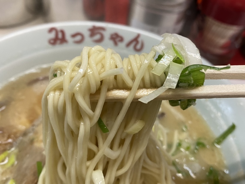 【福岡ラーメン】二日市『純豚骨らーめん　みっちゃんラーメン』