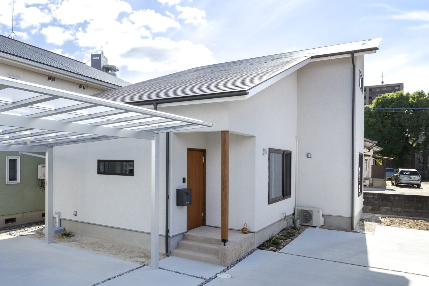 【想創舎がつくった新築住宅】（朝倉市）大切なものたちが引き立つ無垢な住まいを夢見て