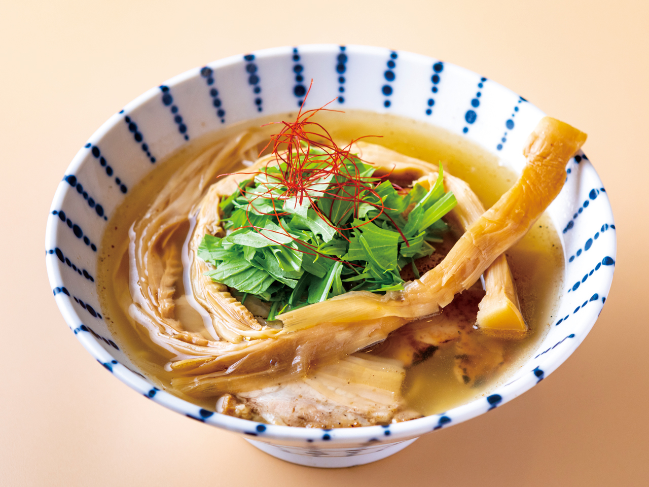 【福岡麺本Vol.10】熱き店主が放つ 渾身の創作ラーメン『隠れ家らぁ麺　笑福亭』