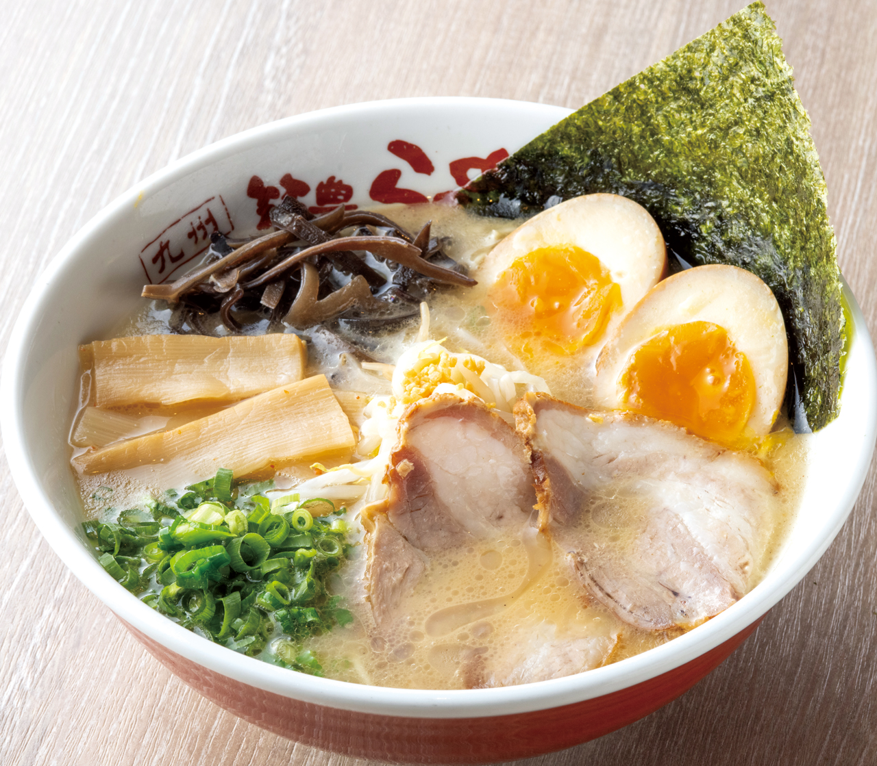 【福岡麺本Vol.10】“お家ラーメン”にも力を入れる　愛される老舗『筑豊ラーメン　山小屋　香春本店』