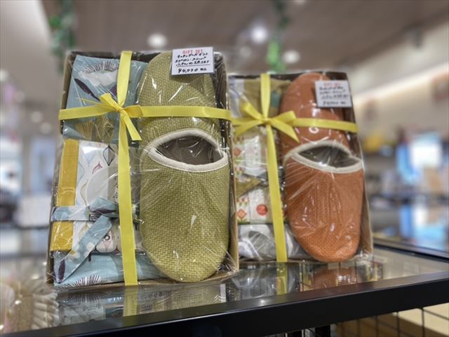 【雑貨店ハウズスタッフ一押しアイテム】スタッフおすすめ春のスリッパ！
