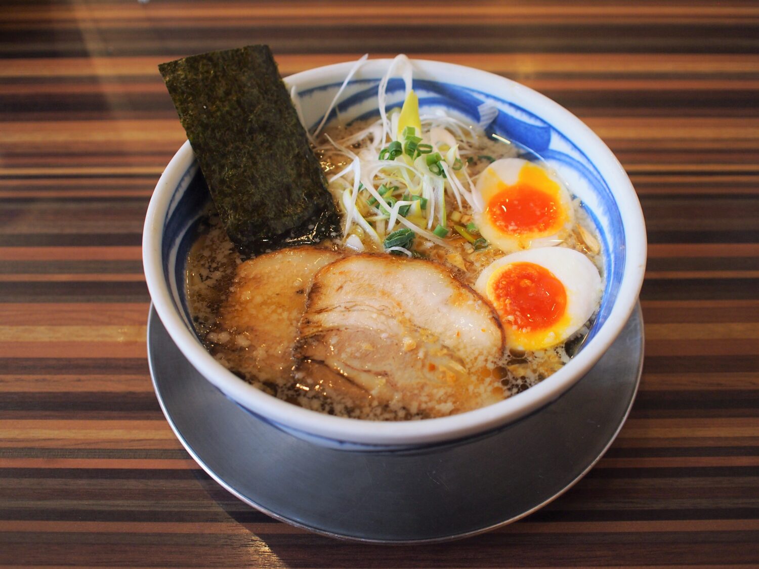 【福岡ラーメン】王道豚骨だけじゃない。密かに人気の魚介系中華そば『らーめん林家』