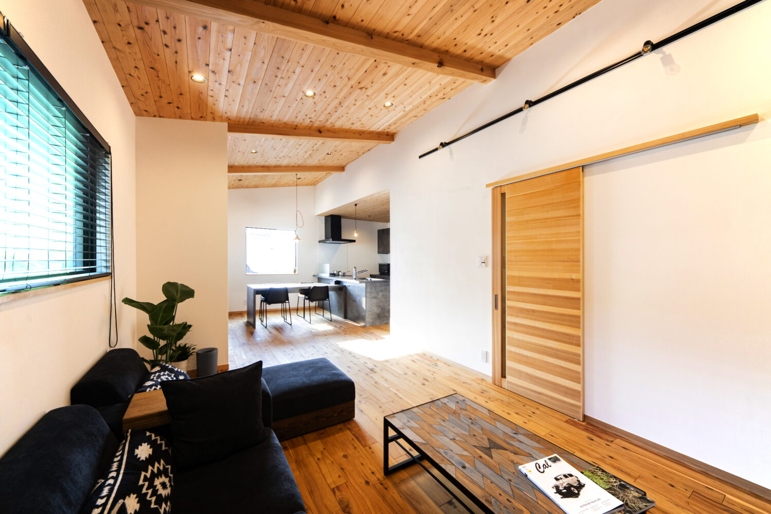 【棟生工務店がつくった新築住宅】（糸島市）「2階が主役」の新居で叶ったストレスフリーな楽しい毎日