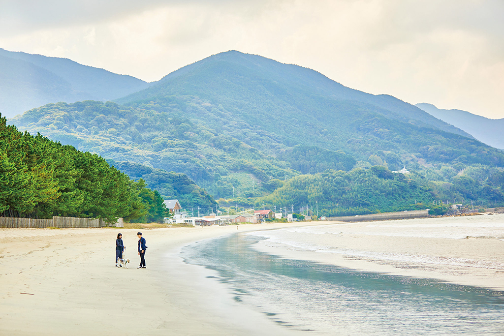 Moved to Itoshima File03｜移住フェアで知った糸島に決めて大正解！愛犬ポルトも満足の糸島ライフ（家づくりnet）