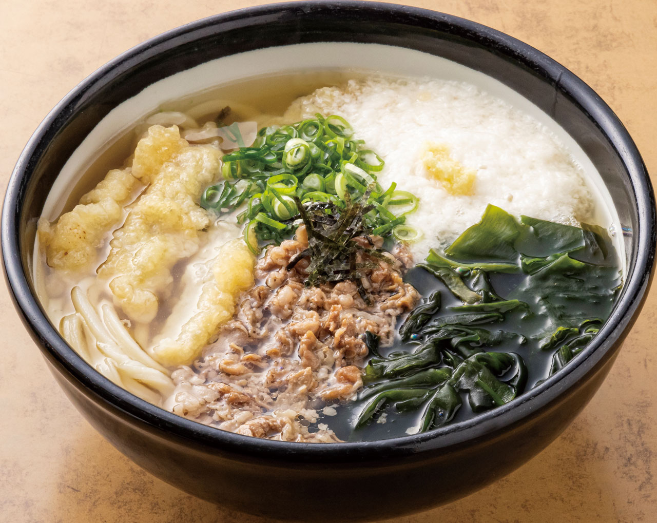 【福岡麺本Vol.10】久留米と讃岐、両地の中間をいく独自の食感・味わいへ昇華！『さぬきの手打ちうどん　山忠』