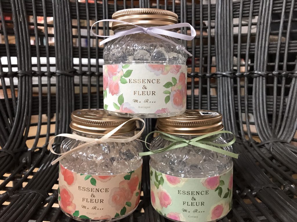 【雑貨店ハウズスタッフ一押しアイテム】ハウズで大人気のアロマ！「ＥＳＳＥＮＣＥ＆ＦＬＥＵＲ」シリーズ　リニューアル入荷!