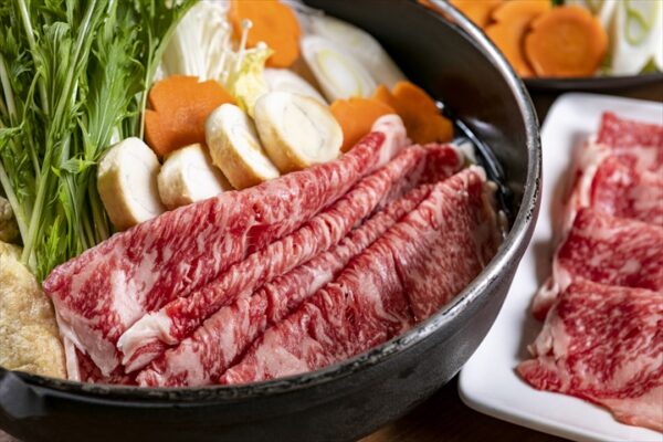 【福岡グルメ】上質なのに安すぎる？！上質な九州銘柄牛が神コスパで食べられる！『焼肉すき焼き 純』