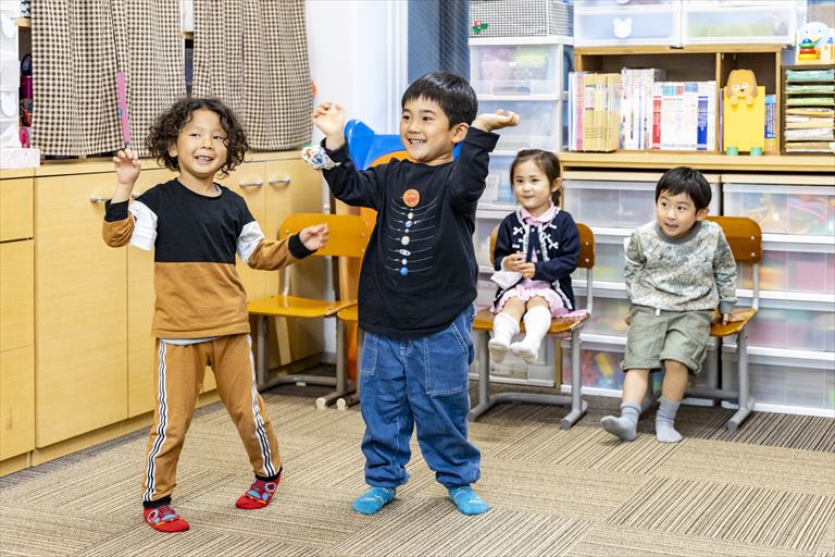 【子育て特集】薬院教室が開講！楽しく学び、“考える力”を育成「こどもクラブ　福岡薬院教室」