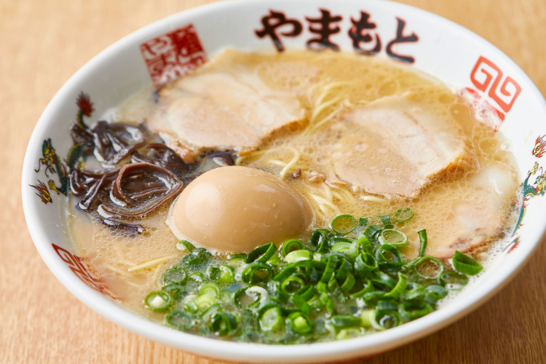 【福岡麺本2022 – vol.11】博多豚骨にひたすら向き合い、ラーメン新時代を勝ち抜く職人『ラーメン　やまもと』