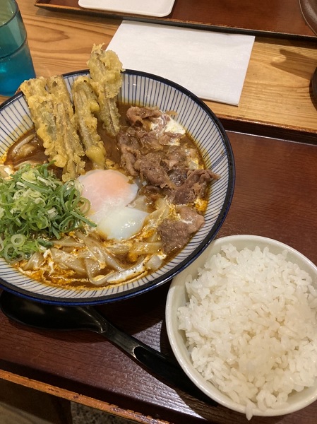 平打ち麺で大人気!!<br>『うどん大文字』の「カレーうどん」フェアに行ってきました!!</br>