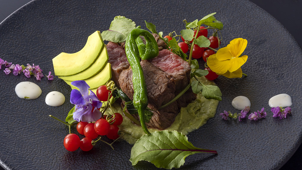 【福岡肉本2022】日本料理の技法から生まれる美しい肉料理『肉割烹 燎』