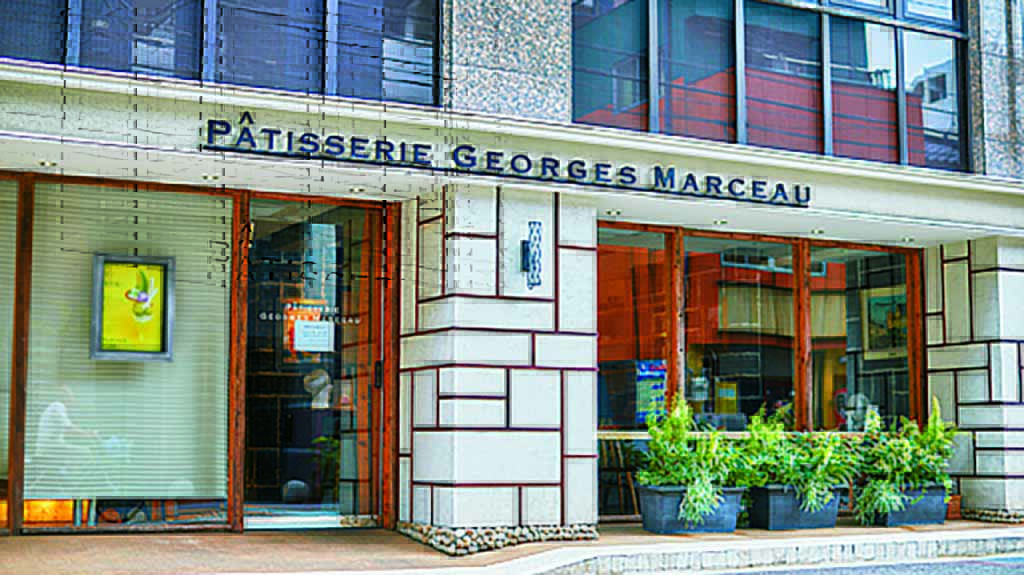 【パティシエがつくるかき氷】桃の香りの誘惑と花火のような刺激『Patisserie Georges Marceau』