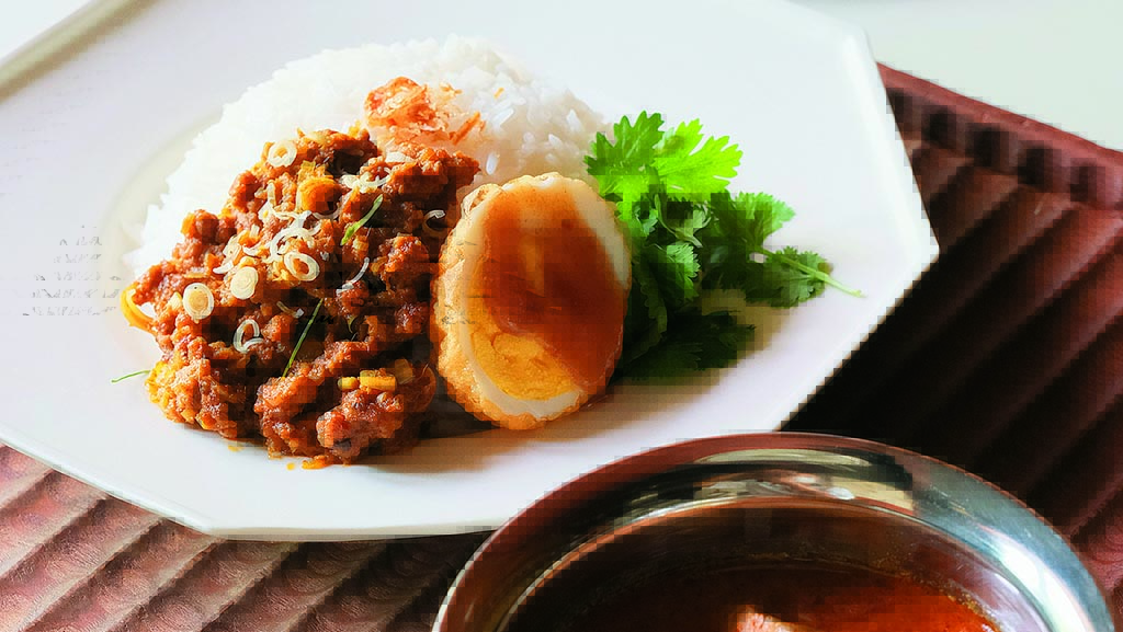 【公園前の昭和レトロな元喫茶店】本格タイ料理＋αで夏バテにさよなら『mêek』