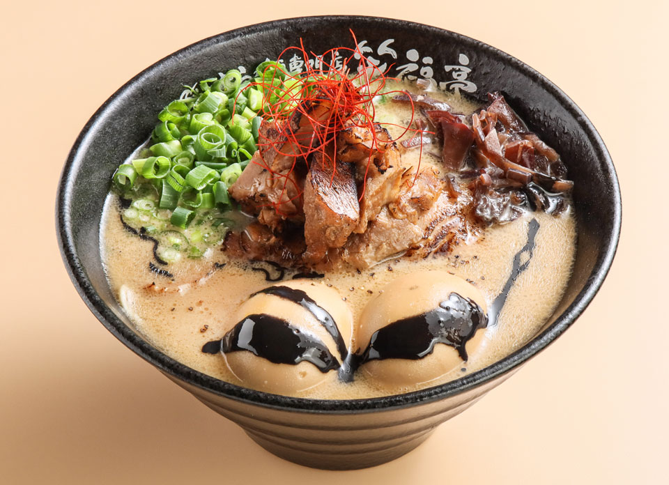 【福岡麺本2022 – vol.11】北九州ラーメンの老舗が生み出す 斬新な創作麺『隠れ家らぁ麺　笑福亭』