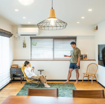 【すてきなリノベのお宅訪問～マンション編】ありきたりでは物足りない 効かせたスパイスは「黒」『3rd. Cafe LIVING STYLE』