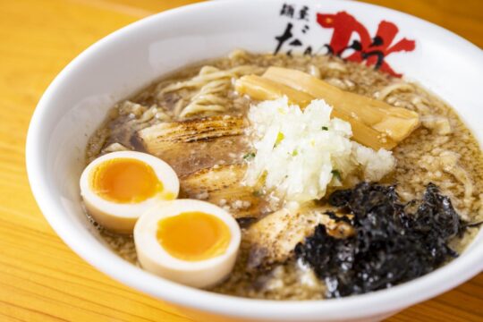 【福岡麺本2022 – vol.11】旨味の波状攻撃！ 進化系背脂魚介　『麺屋 だいくう』
