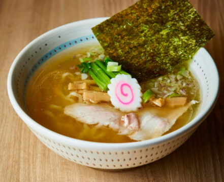 【福岡麺本 vol.11】“醤油”“白醬油”“汐” ３種の中華そばで魅せる!『かわのそば』