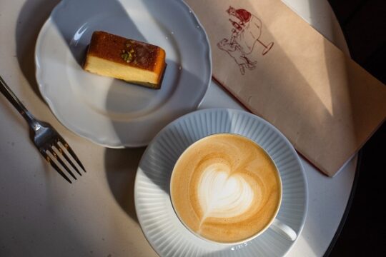 【リノベエステイト】がおすすめする大手門エリアのフランス・パリをイメージしたカフェ『Filles et Garçons』をご紹介！