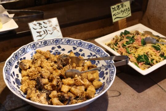 【大木町】新鮮食材使用の体に嬉しい４０種のメニューをご賞味あれ！『デリ＆ビュッフェ くるるん』