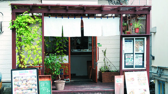 【魚専門のテイクアウト店】海産物をたくさんおいしく食べよう『fish school』