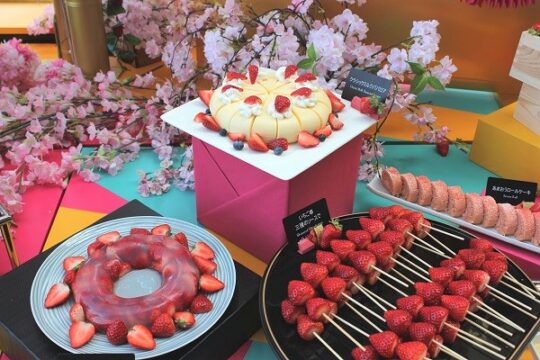 【＃ヒルトンスイーツ】豪華イチゴスウィーツを大満喫！『桜花爛漫～ストロベリーフェア～』開催中