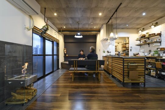 ”見せる”と”隠す”を使い分け。大人のヴィンテージスタイルの住まいが完成｜パワーハウス株式会社