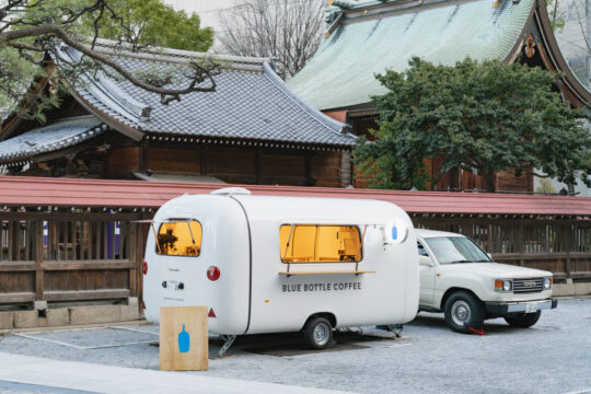 【本日、3月3日㊎～】ブルーボトル コーヒートラックが警固神社にやってきた！福岡限定メニューも要チェック✓