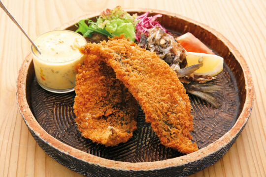 【美味本 Oishinbon 2023】県外ゲストも大満足 旨くて安い鮮魚が自慢｜ はすのうてな