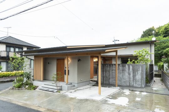 設計士が建てた、31坪の中庭がある開放的な平屋の家。｜『想創舎』株式会社手嶋組