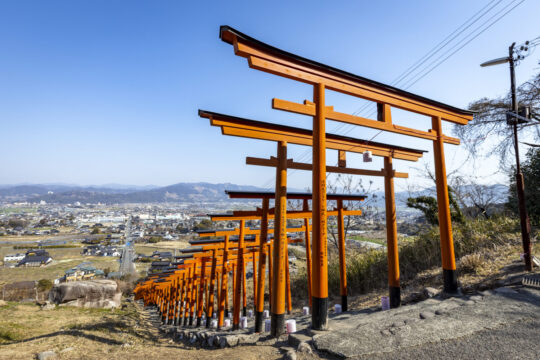 【うきは市】眼下に広がるパノラマビューは感動必至！『浮羽稲荷神社』