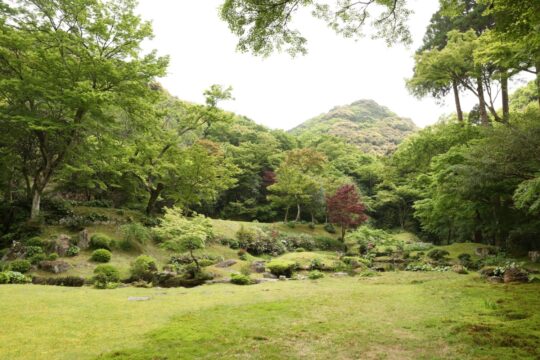 【みやま市】福岡市内から６０分弱で楽しめる四季折々の自然の風景『清水寺本坊庭園』