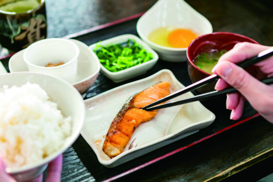 1日のスタートは”朝資（あさすけ）”から『資さんうどん　博多千代店』