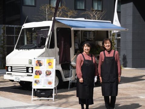 旨味はそのまま体に優しい韓国料理を『kitchen car トリタチトキ』
