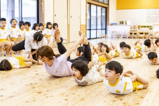【ふくおか子育てBOOK2023】多彩な活動とふれあいを通じ 笑顔の花が開く、みんなの居場所♪『宇美タンポポこども園』