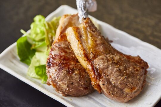 肉専門誌【福岡肉本2023】高タンパクのラム肉でランチ！『ジンギスカン東兵衛』