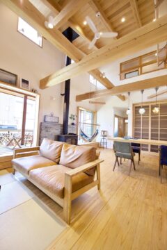 【古川建築 株式会社】薪ストーブがある木の家